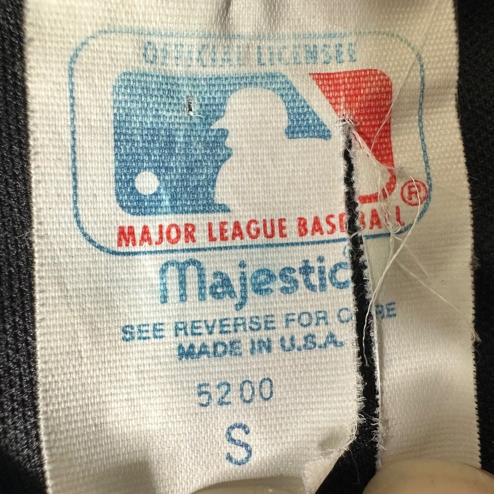 Majestic Baltimore Orioles MLB Jersey Black V-Neck Shirt Small Made in USA 5200 - Picture 6 of 7